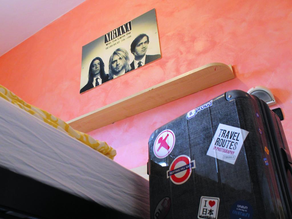 Hotel Morfeo - Young People Hotels (Adults Only) Rimini Bagian luar foto